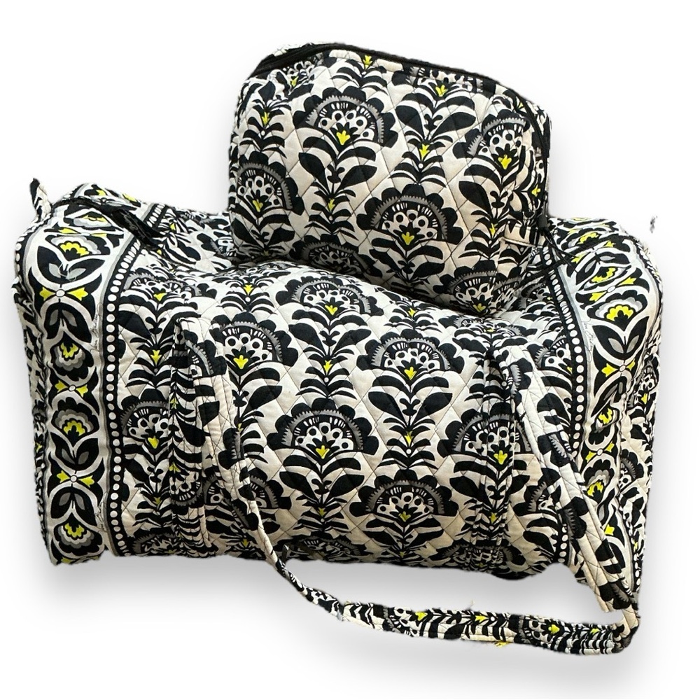NWOT Vera Bradley duffle 2‎ piece large BAG + makeup zipper travel bag FANFARE
